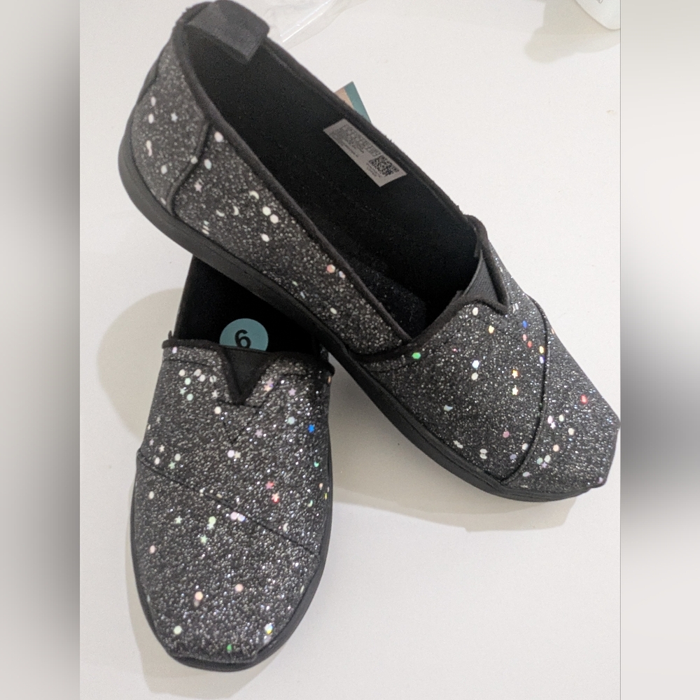 TOM COSMIC GLITTER Black Shoes SZ 6 Youth / 7.5 Win NEW